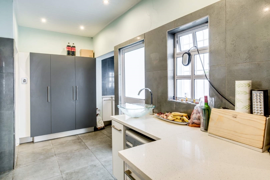 2 Bedroom Property for Sale in Observatory Western Cape